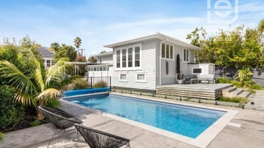 50 Gloria Avenue, Te Atatu Peninsula, Auckland - Carousel 1
