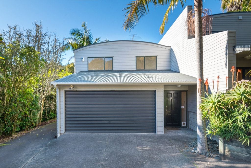 2/100A Verran Road, Birkdale, Auckland - Carousel 1