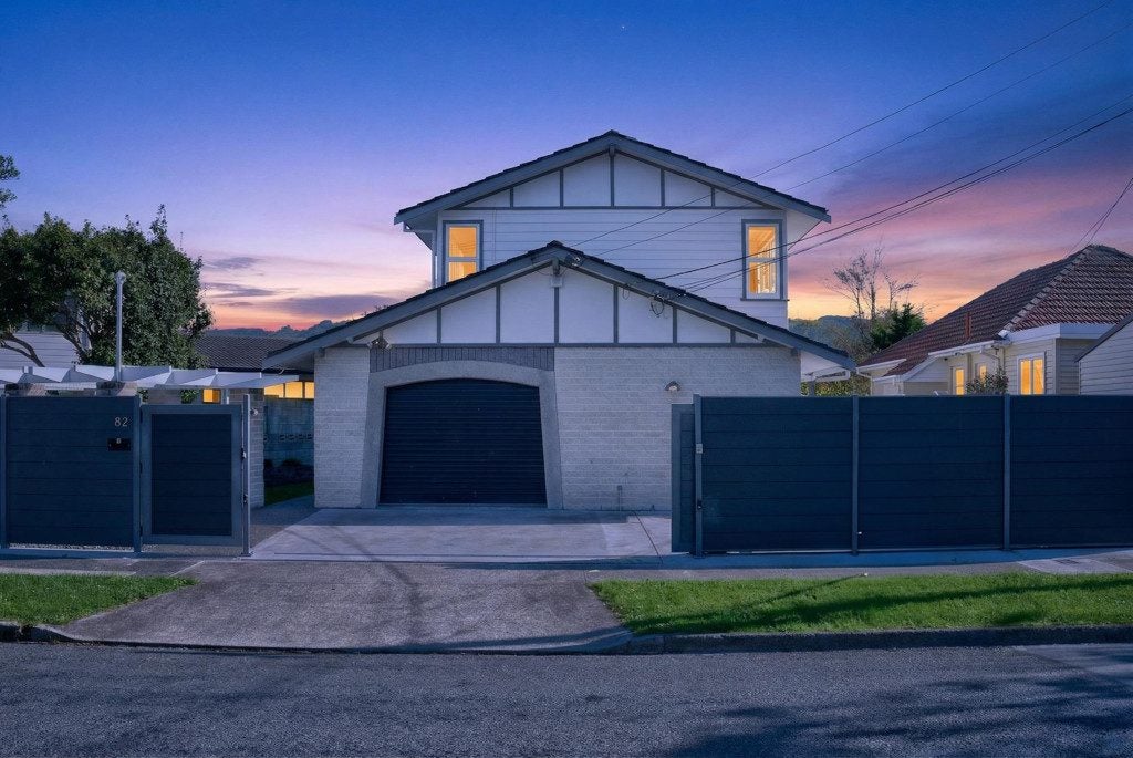 82 Oxford Terrace, Epuni, Lower Hutt - Carousel 34