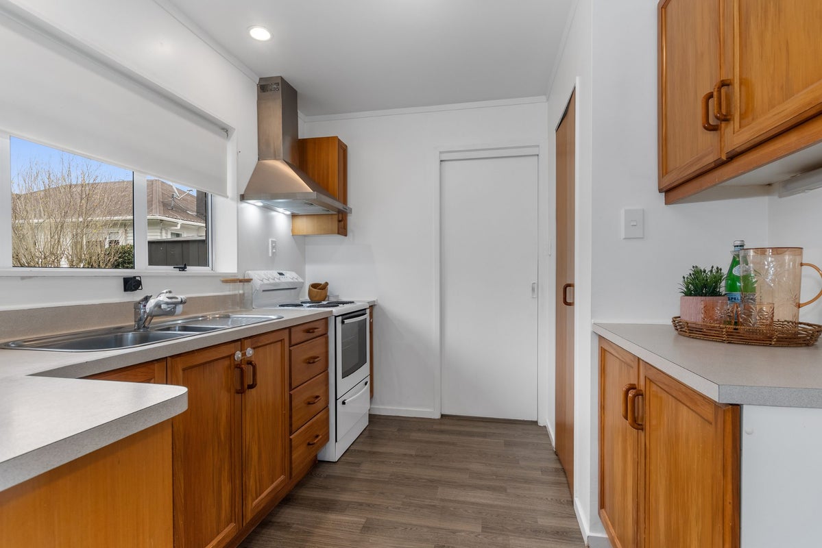1 Wordsworth Place, Kensington, Whangarei - Carousel 2