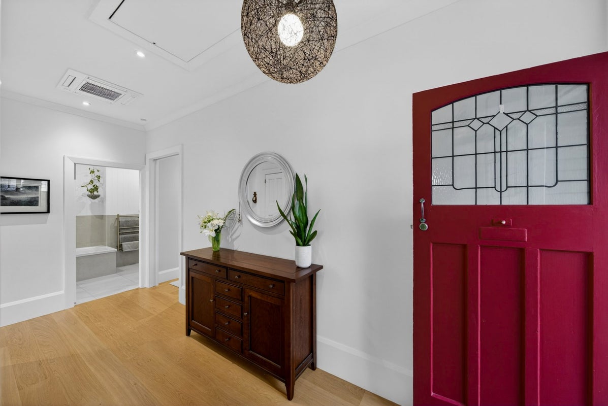 78 Martin Avenue, Beckenham, Christchurch - Carousel 2