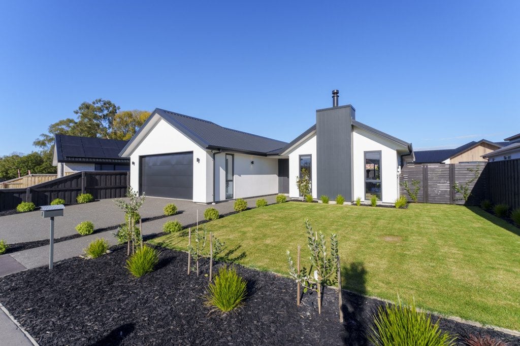 7 Accrington Drive, Marshland, Christchurch - Carousel 1