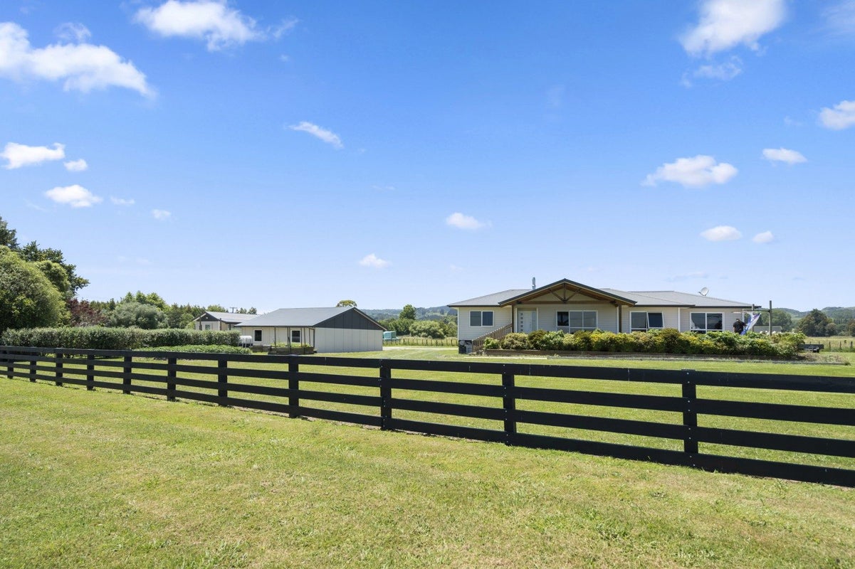 2 Cookson Road, Tikitere, Rotorua - Carousel 2