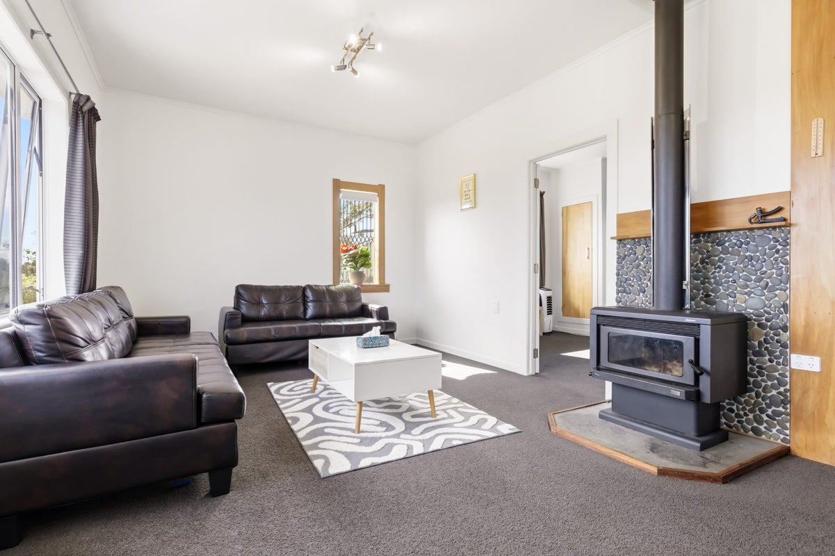 21 Cumberland Street, Tauhara, Taupo - Carousel 2