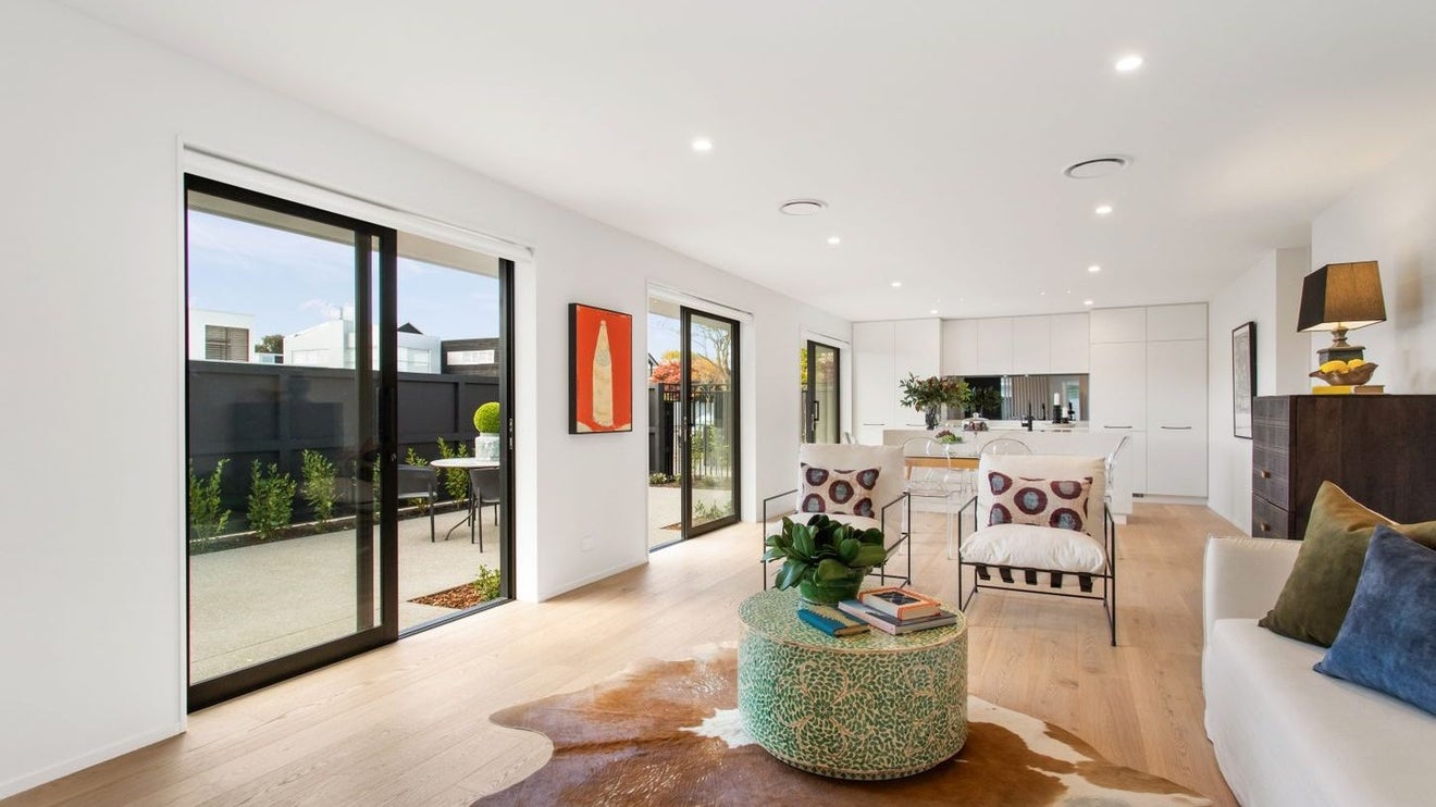 1/83 Winchester Street, Merivale, Christchurch - Carousel 1