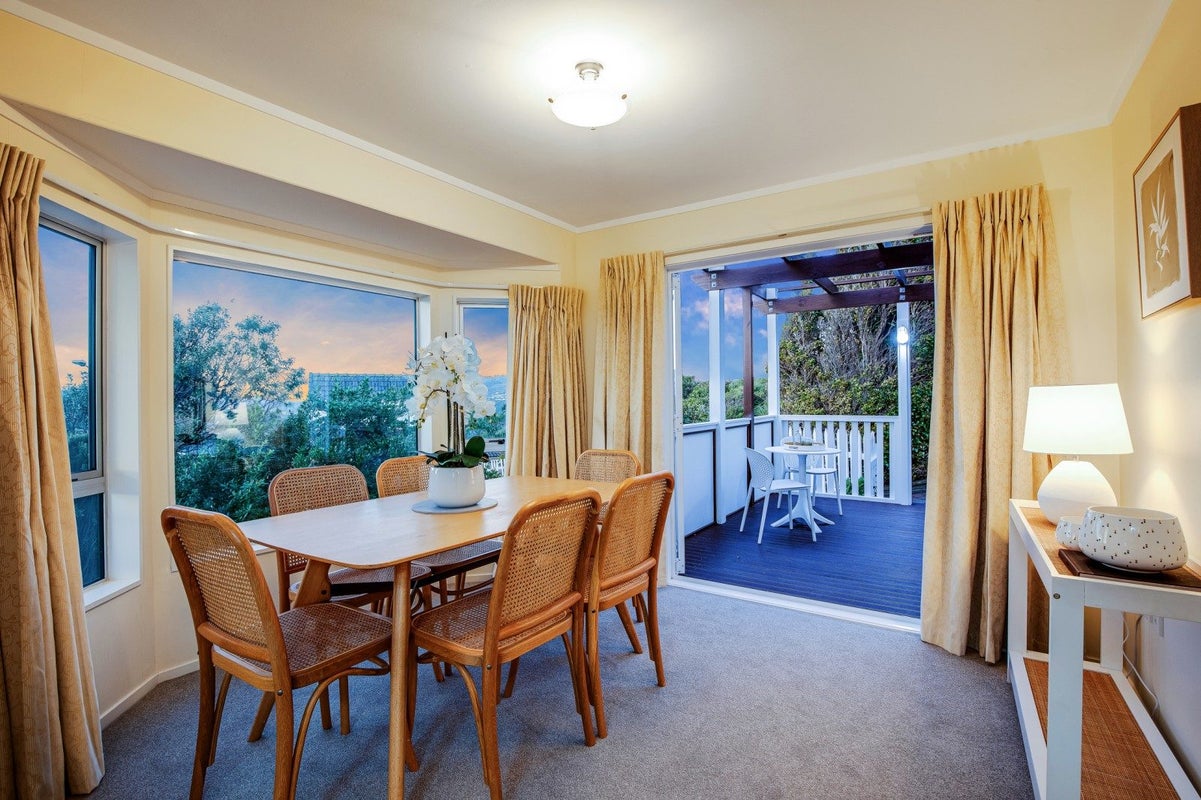 1 Anaheim Place, Churton Park, Wellington - Carousel 2