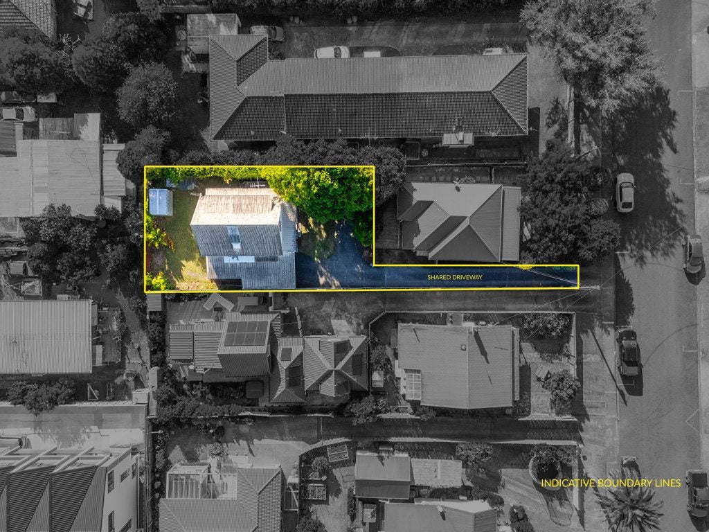 2/20 Brook Street, Milford, Auckland - Carousel 1