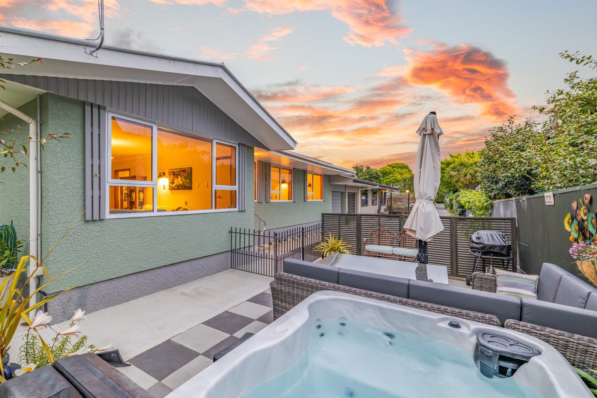 28A Birdwood Avenue, Beckenham, Christchurch - Carousel 1
