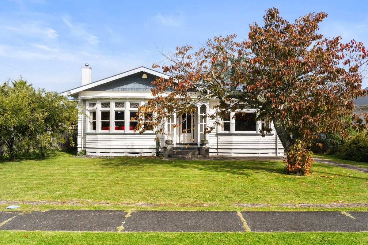 266 Clifford Street, Whataupoko, Gisborne - Carousel 1