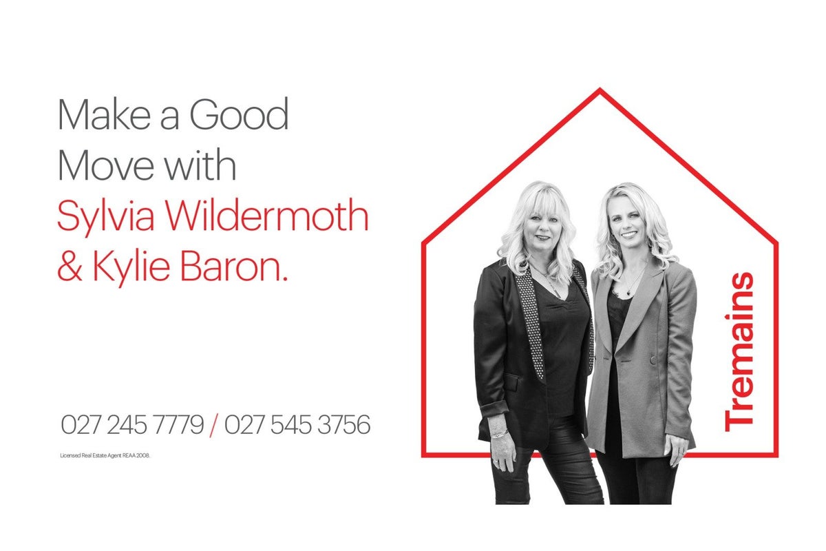 74 Park Road, Carterton, Carterton - Carousel 27