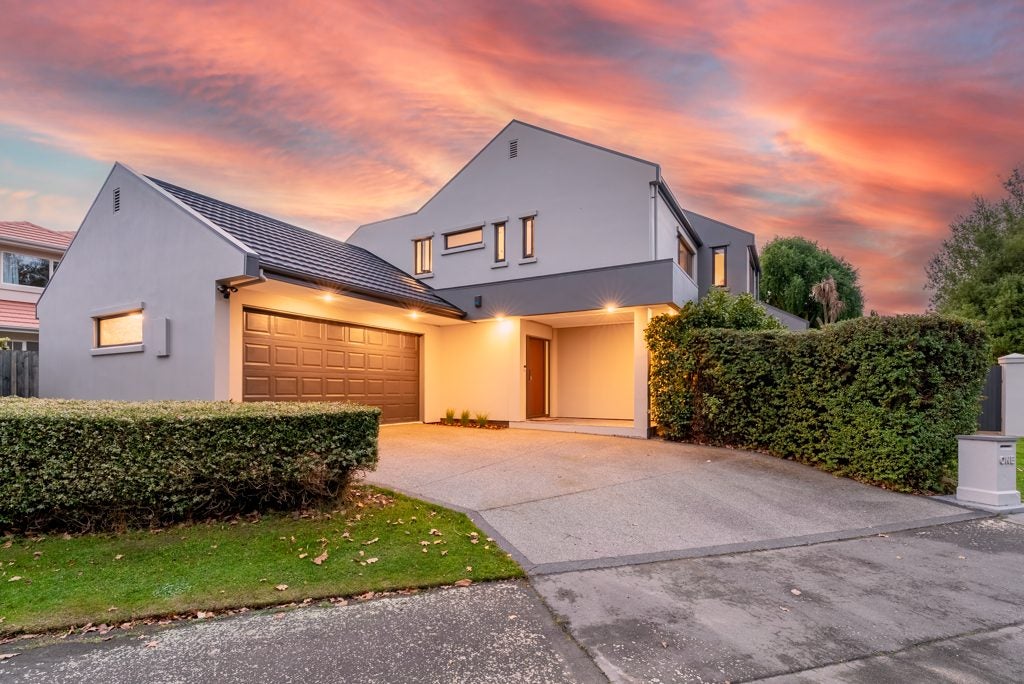 1 Sharnbrook Lane, Casebrook, Christchurch - Carousel 2