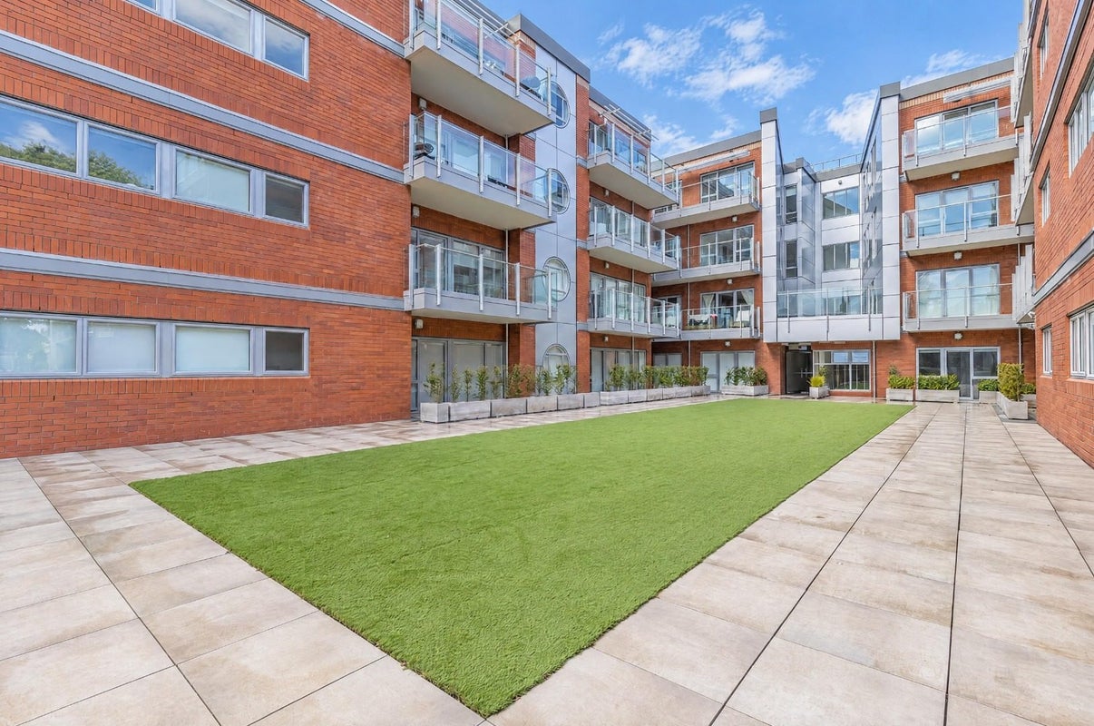 127/4 Wagener Place, Mount Albert, Auckland - Carousel 21