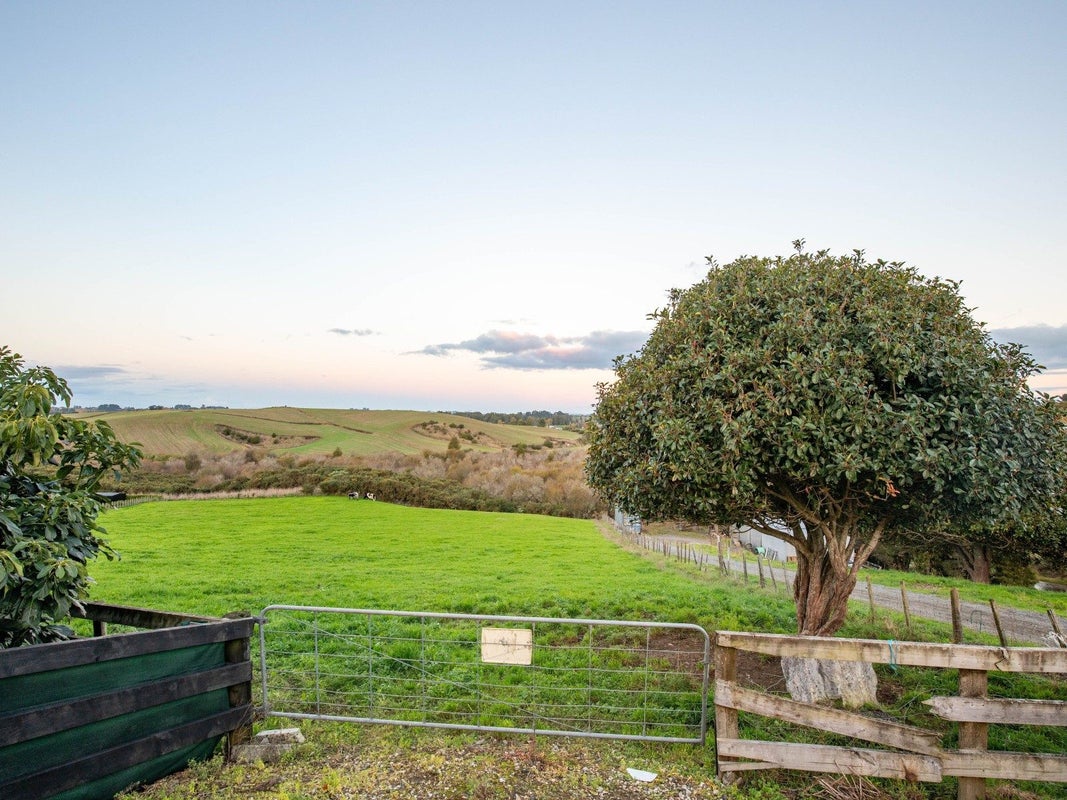 46D Lockerbie Lane, Whatawhata, Hamilton - Carousel 2