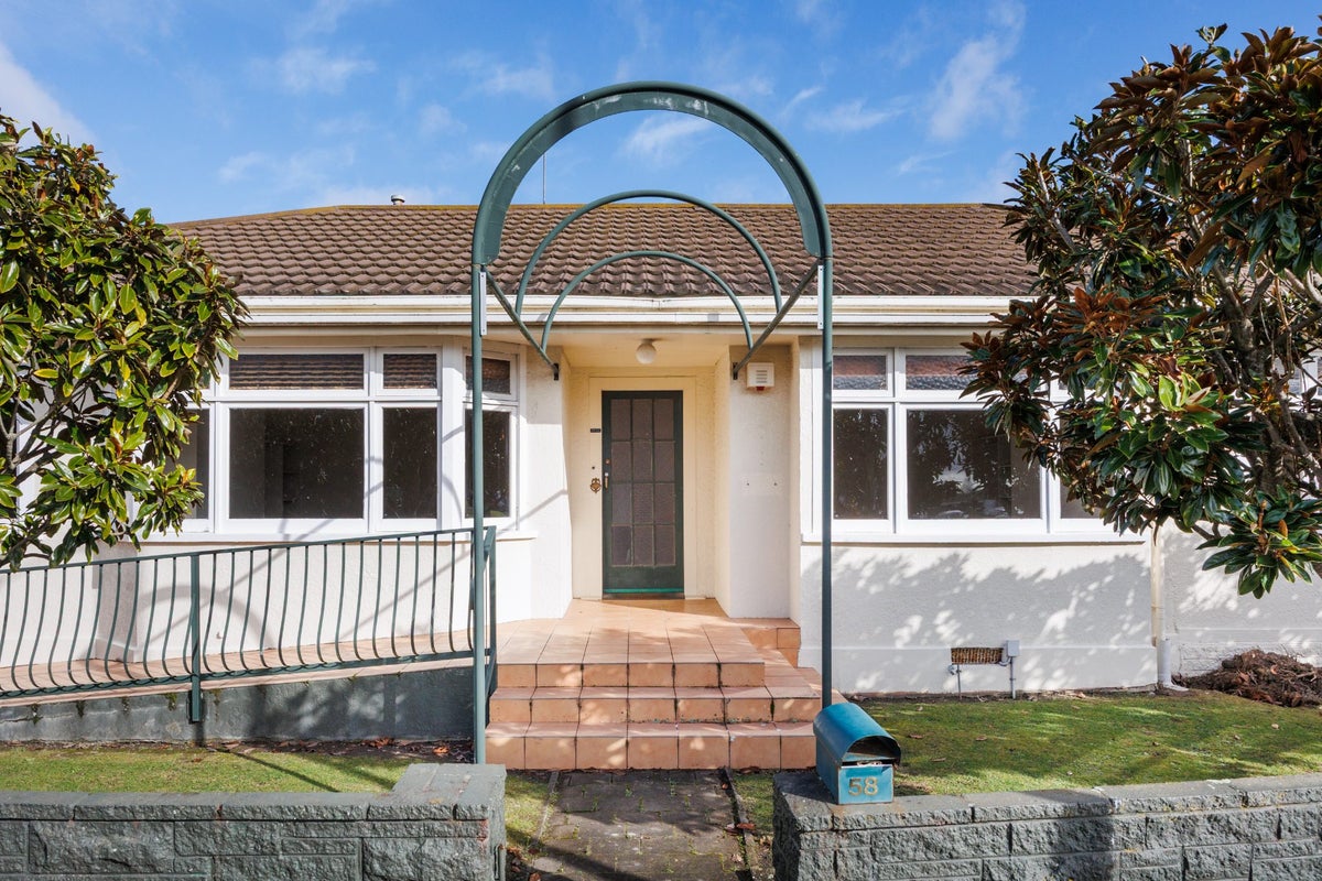 58 Rangitane Street, Palmerston North, Palmerston North - Carousel 1