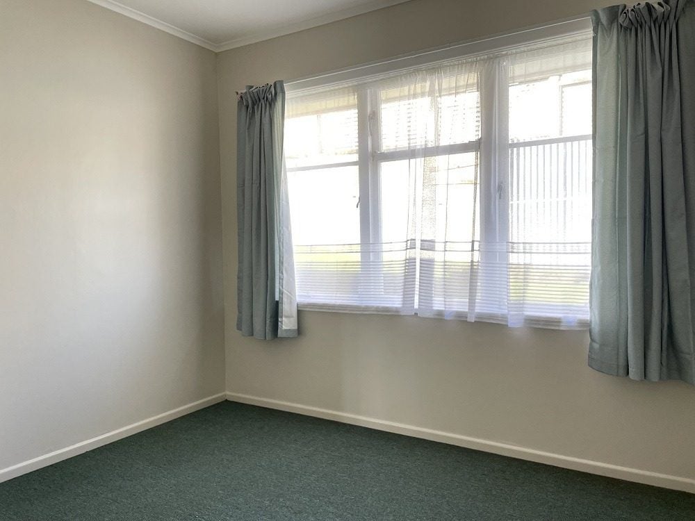 1/35 Dunns Street, Silverstream, Upper Hutt, Wellington - Carousel 2