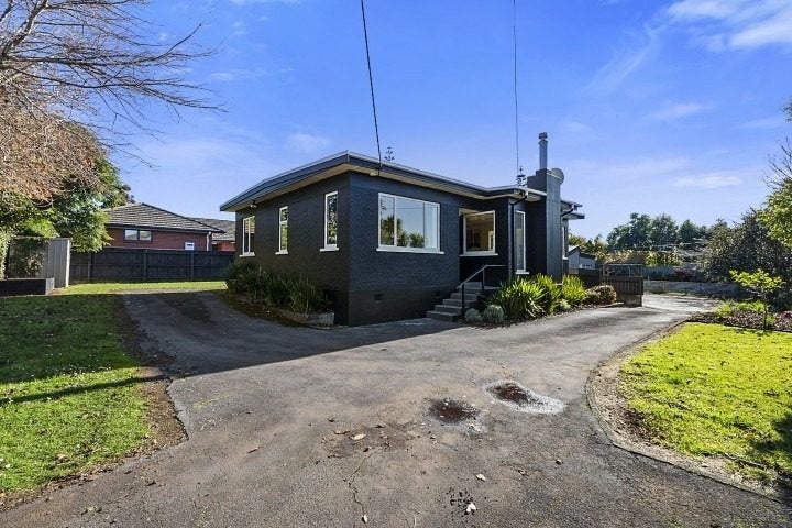 88 Govett Avenue, Frankleigh Park, New Plymouth - Carousel 13