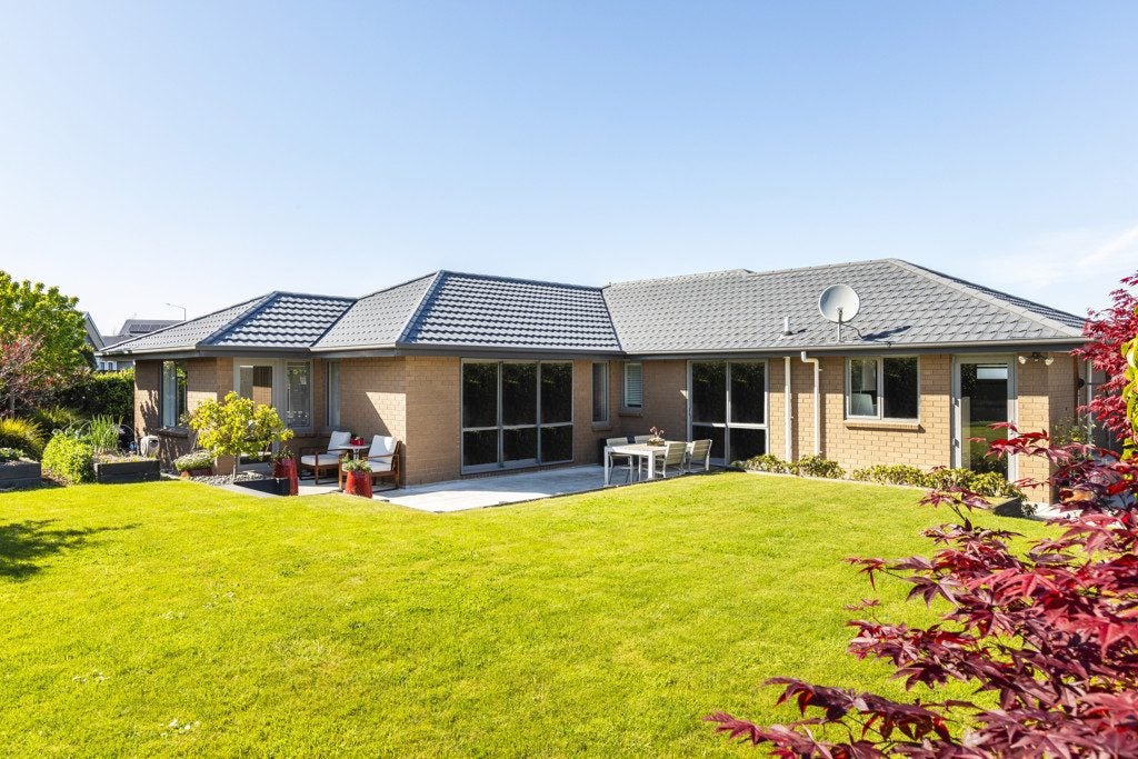 9 Bargrove Close, Halswell, Christchurch - Carousel 1