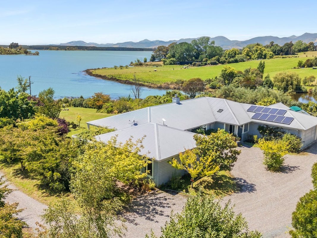364 The Coastal Highway, Redwood Valley, Richmond - Carousel 2