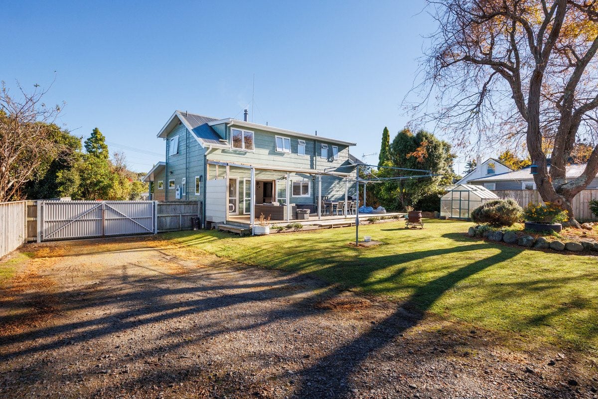 3 William Street, Marton, Marton - Carousel 2
