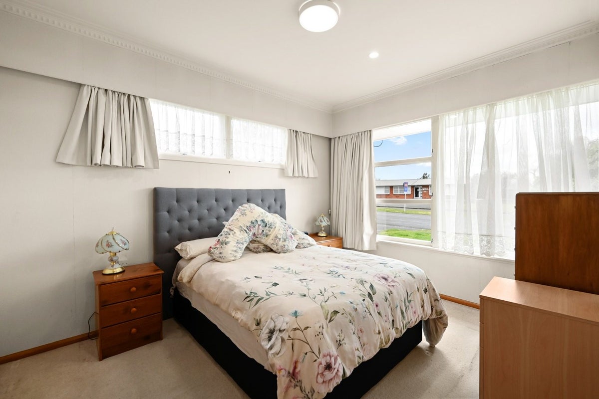 316 Cambridge Road, Hillcrest, Hamilton, Waikato - Carousel 29