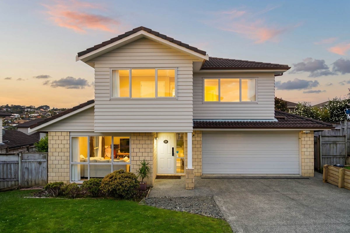 25 Canyon Drive, Oteha, Auckland - Carousel 2