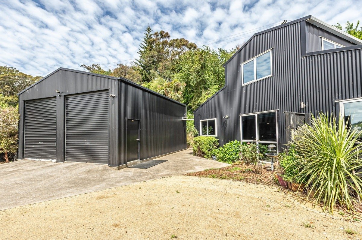 154 State Highway 3, Marybank, Whanganui - Carousel 1
