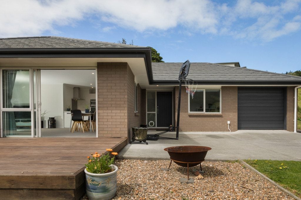4 Te Mata Drive, Te Mata, Thames - Carousel 1