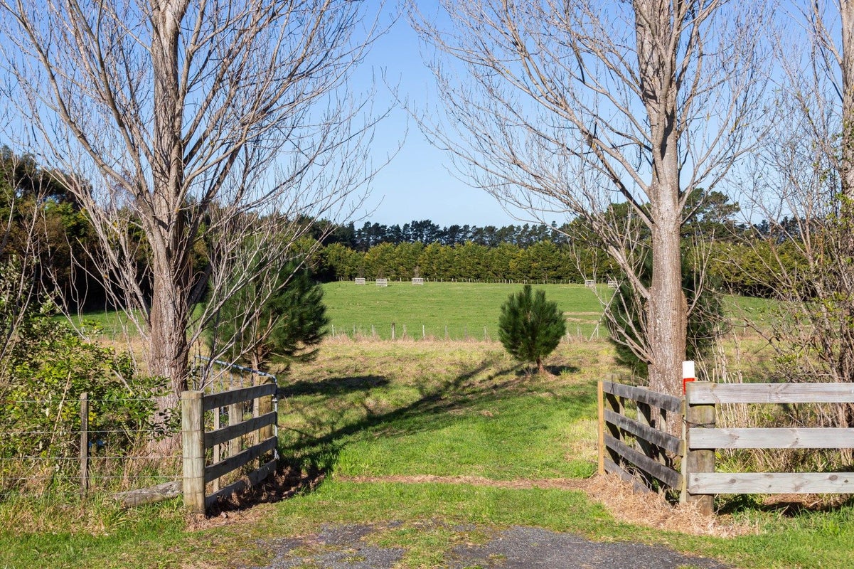 0 Underhill Rd, Featherston - Carousel 2