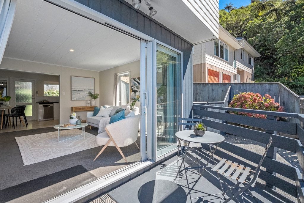 85A Mulberry Street, Normandale, Lower Hutt - Carousel 2