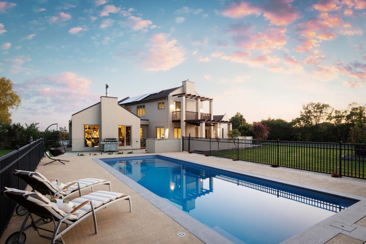 906D Reid Line East, Bunnythorpe, Palmerston North - Carousel 1