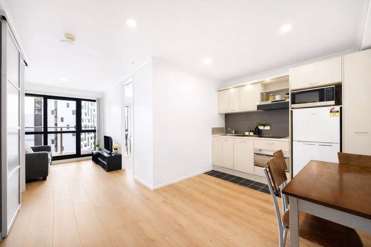 808/96 Symonds Street, Grafton, Auckland - Carousel 2
