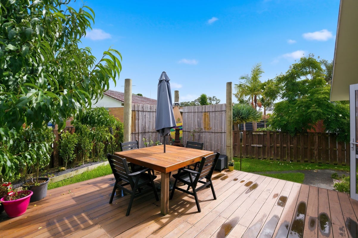 2 Rakatau Place, Ruakaka - Carousel 1