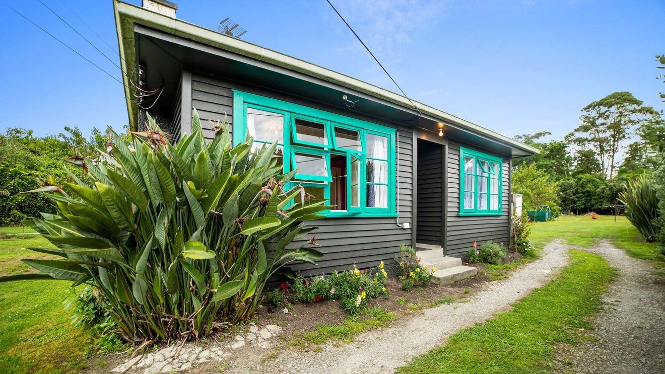 30 Waingake Road, MANUTUKE, Manutuke - Carousel 2