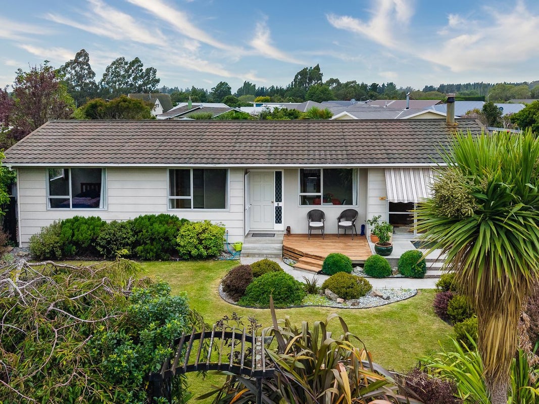 195 Queen Street, Waimate, Waimate - Carousel 11