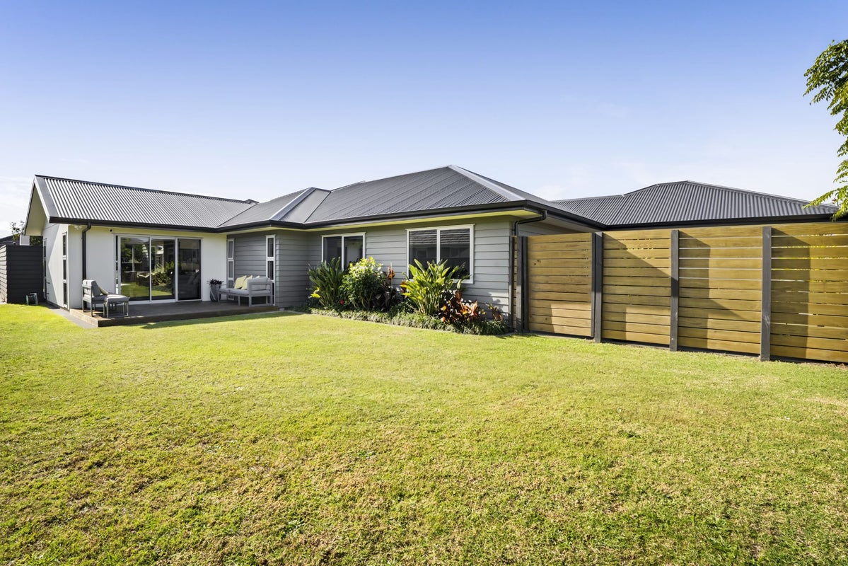 18 Rawiri Drive, Bell Block, New Plymouth - Carousel 2