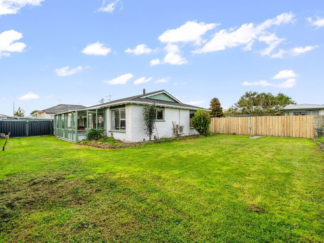 199 Pomona Street, Strathern, Invercargill - Carousel 1