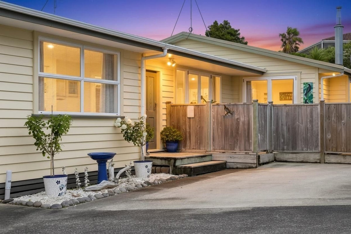 14B Mayne Place, Snells Beach, Snells Beach - Carousel 1