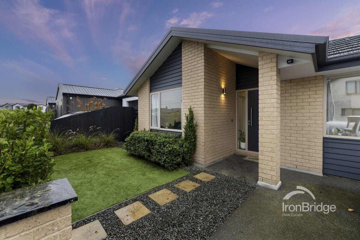 6 Koral Lane, Broomfield, Christchurch - Carousel 2