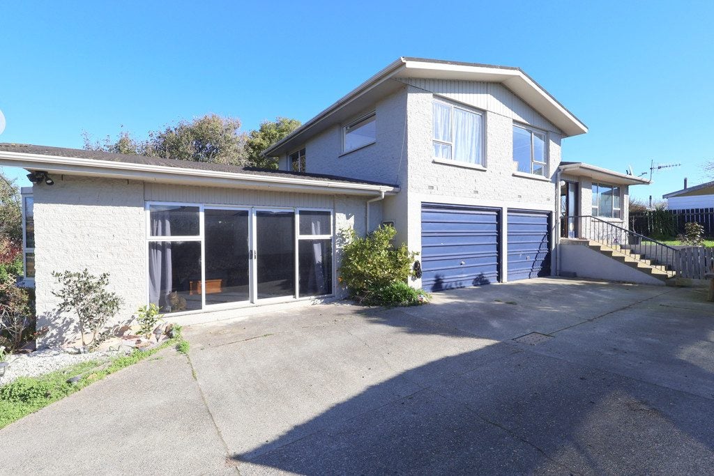 247 Pomona Street, Strathern, Invercargill - Carousel 1