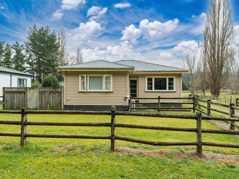 12 Marsack Road, Taumarunui, Taumarunui - Carousel 1