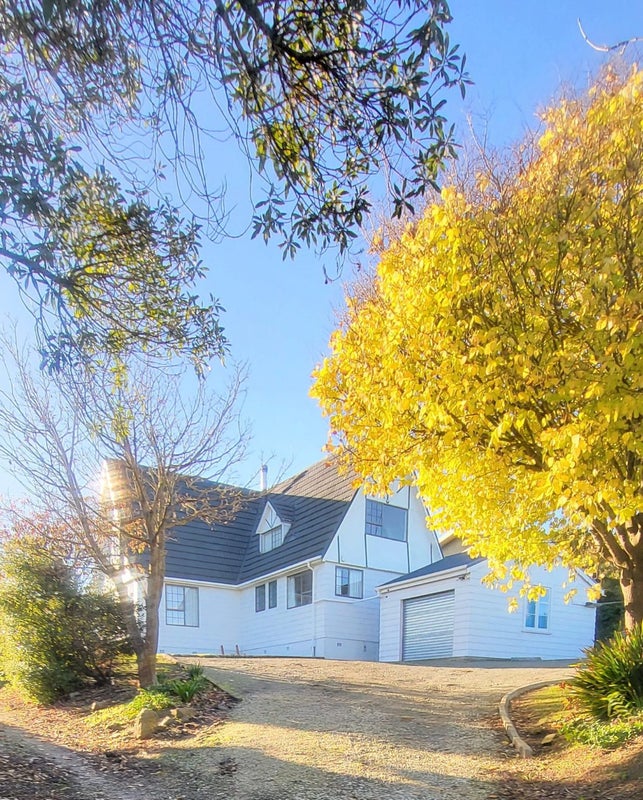 51 Tenby Street, Moeraki - Carousel 1