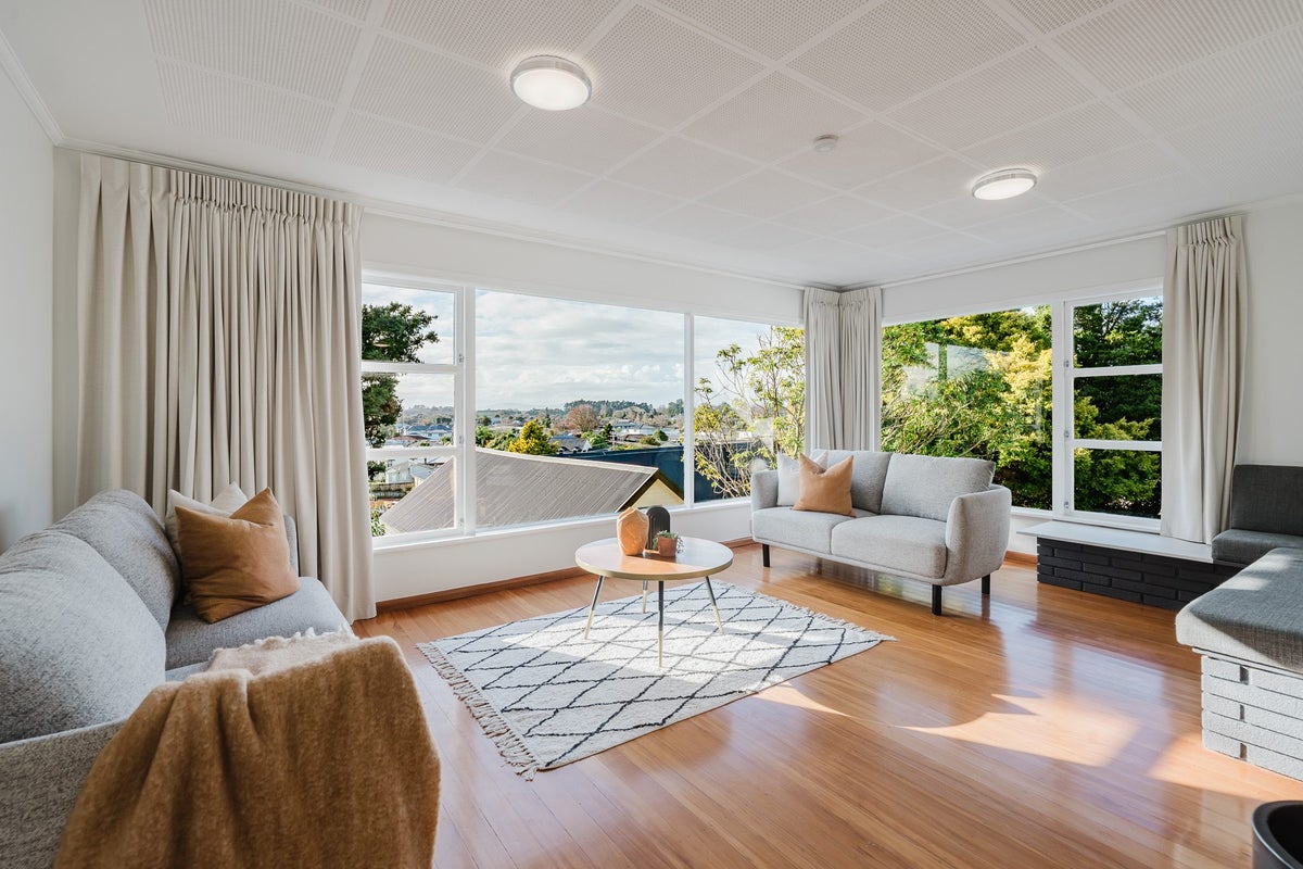 4 Mahoe Street, Melville, Hamilton - Carousel 2