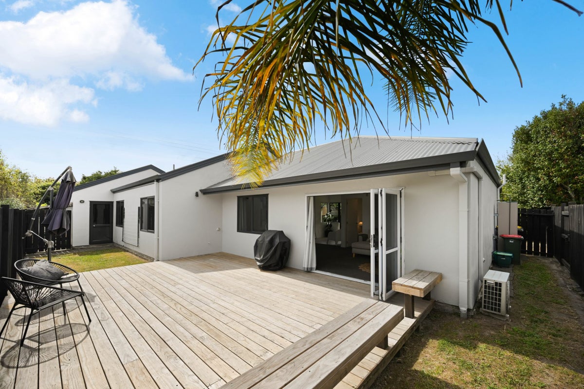 19A St Winifreds Avenue, Hamilton East, Hamilton - Carousel 2