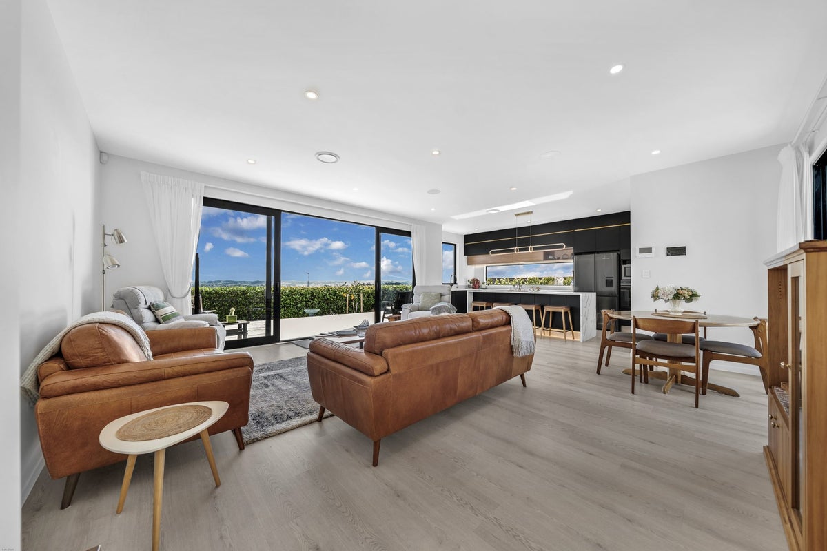 27 Anehana Place, Stanmore Bay, Whangaparaoa - Carousel 2