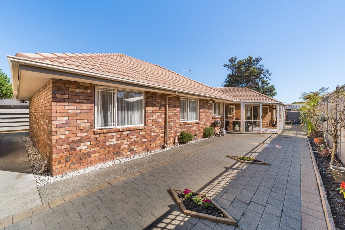 358 College Street, West End, Palmerston North - Carousel 2