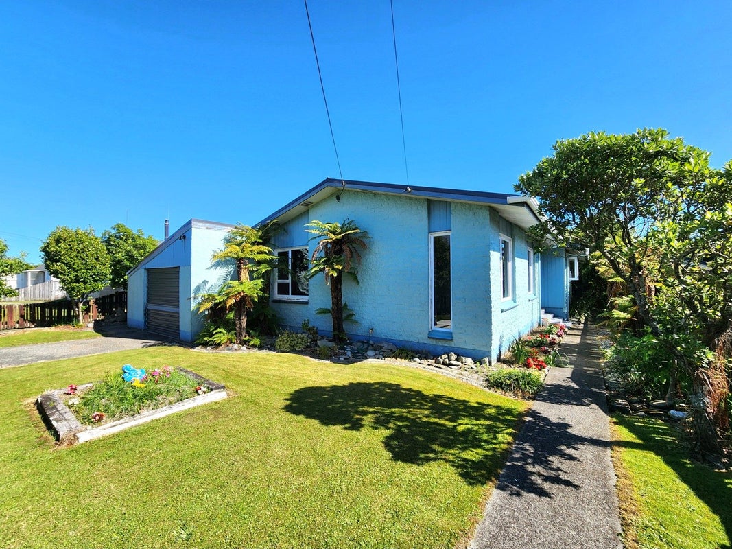 79 Hall Street, Cobden, Greymouth - Carousel 20