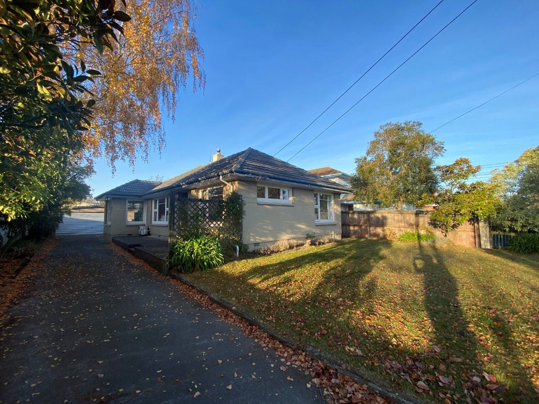 46 Cranbrook Avenue, Burnside, Christchurch - Carousel 1