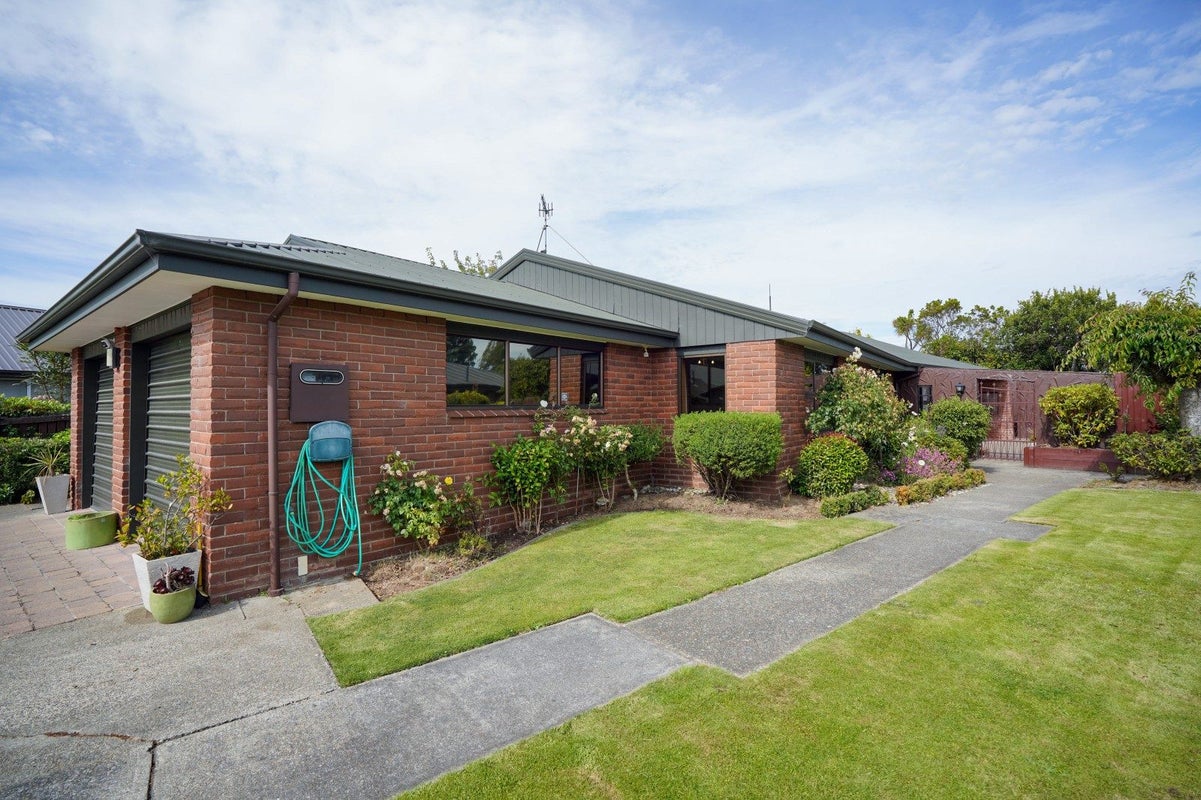 15 Terrace Street, Rosedale, Invercargill - Carousel 1