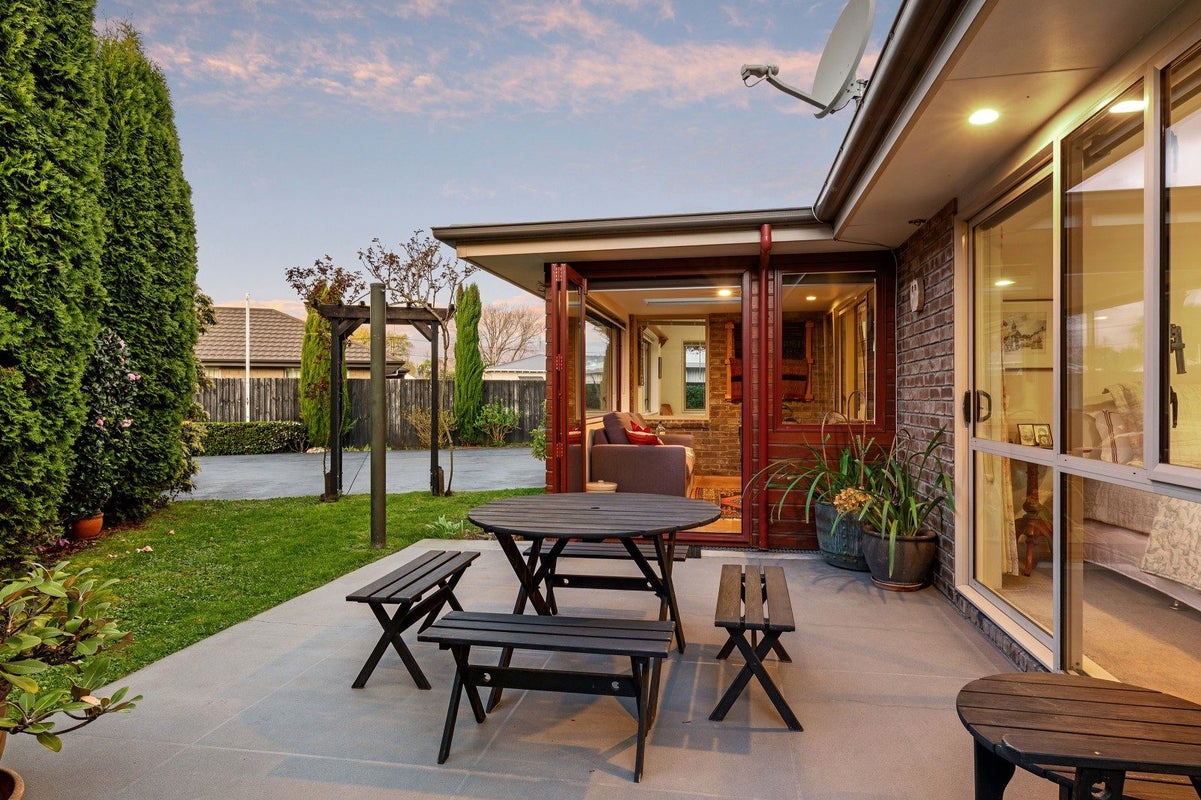 31F Wilsons Road South, Saint Martins, Christchurch - Carousel 2