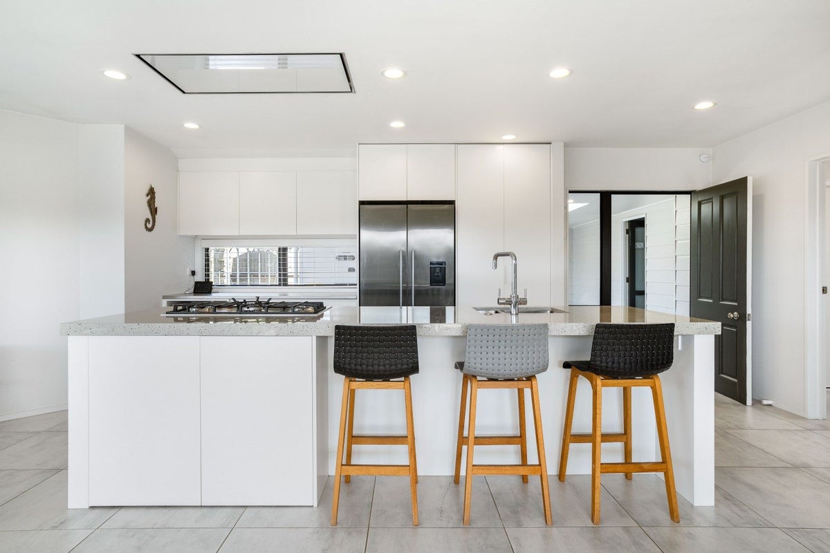 205 Tamaki Road, Whangamata, Whangamata - Carousel 2